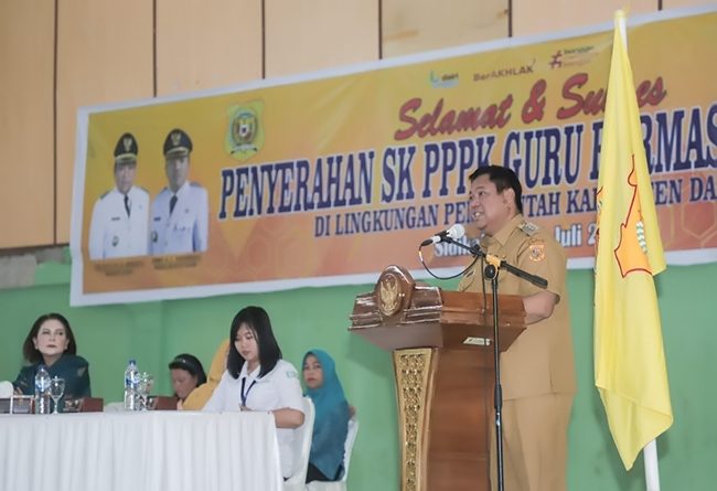 Bupati Dairi Minta Guru Harus Lebih Kreatif