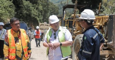 Tinjau Jalan Kuta Buluh – Lau Perimbon, Bupati Dairi Harapkan Adanya Peningkatan Ekonomi