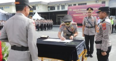 Irjen Pol Whisnu Hadiri Sertijab Kapolrestabes Medan Dan Dirresnarkoba Polda Sumut