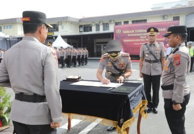 Irjen Pol Whisnu Pimpin Sertijab Kapolrestabes Medan Dan Dirresnarkoba Polda Sumut