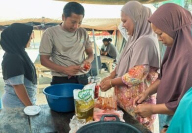 Polda Sumut Buat Dapur Lapangan Hidangkan Menu Buka Puasa Untuk Warga Di Aek Ngadol