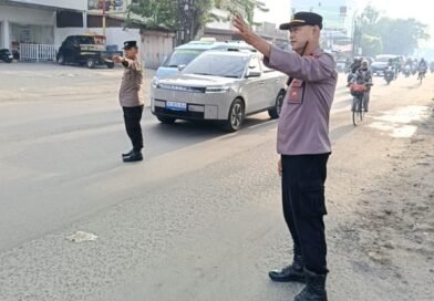 Kanit Binmas Polsek Medan Tembung Melaksanakan Strong Point Pagi Di Jalan Letda Sudjono