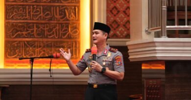 Irjen Pol Sonny Sholat Subuh Bersama Masyarakat Ajak Perkuat Persatuan Dan Perangi Narkoba